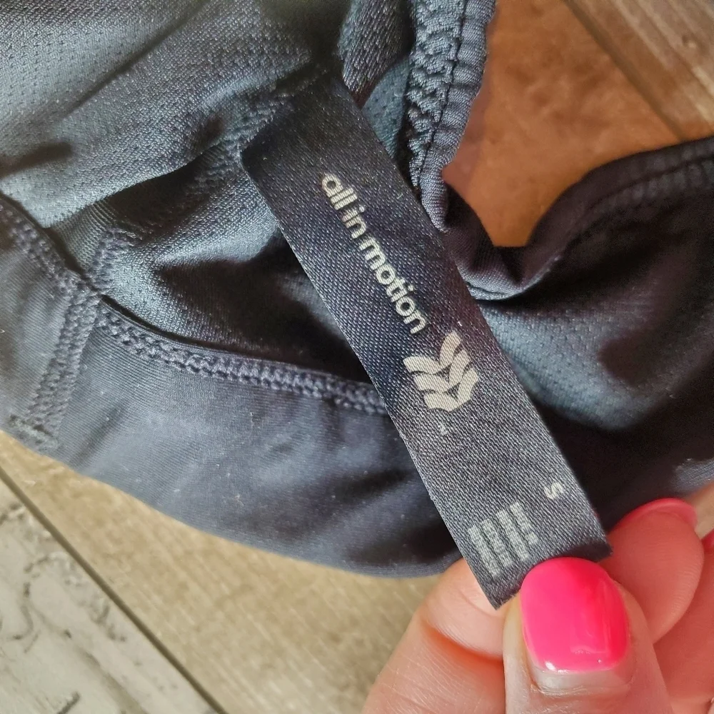 All in Motion Black Women's Padded Sports Bra Size Small EUC